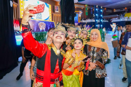 Gubernur Khofifah Dorong Seni Jadi Ruang Ekspresi dan Pendorong Ekonomi Kreatif di Jatim