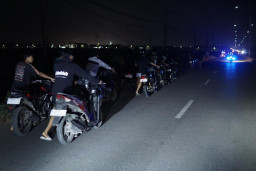 Apes!, Ketika Balap Liar di Tuban Berakhir Dorong Motor 4 Kilometer