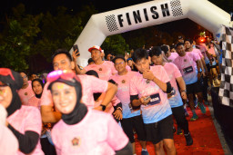 Puncak HPN 2026 di Tuban, Ratusan Pelari Ramaikan PWI Fun Run Colour Night 2