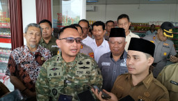Minyak Goreng Rp31 Ribu di Koperasi Desa Merah Putih Bikin Warga Mojokerto Antusias