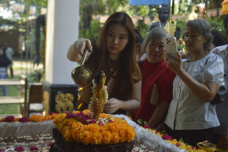 Waisak 2026 di Bumi Majapahit, Ratusan Umat Buddha Tebar Cinta dan Doakan Perdamaian Dunia