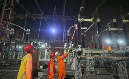 Jaga Keandalan Listrik Jatim-Bali, PLN UPT Probolinggo Rampungkan Pekerjaan Risiko Tinggi di Malam Hari