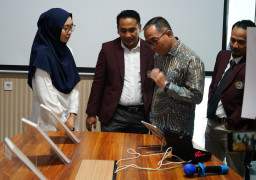 Kunjungi UMSURA, Mendiktisaintek Tekankan Inovasi dan Riset Disesuaikan Kebutuhan Daerah