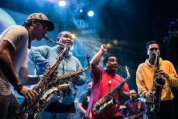 Tanjung Perak Jazz Kian Besar, Surabaya Incar Efek Berganda dari Festival Musik