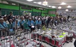 Debarkasi Surabaya Catat 100 Kloter Tiba, 6.135 Jemaah Haji Masih Menunggu Giliran
