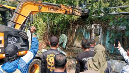 Pemkot Surabaya Tertibkan Aset Lahan, Penertiban Berlangsung Ricuh