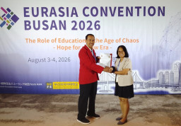 Di Era Disrupsi Digital, Dosen Untag Surabaya Tawarkan Solusi Ketahanan Generasi Muda Lewat Keluarga