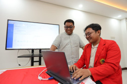 Atasi Stok Manual, Mahasiswa Untag Surabaya Ciptakan Website Prediksi Persediaan Barang