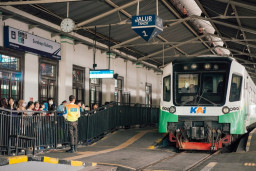 HUT RI ke-81, KAI Commuter Area 8 Catat Volume Tertinggi Sepanjang 2026