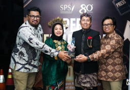 Usung Komunikasi Berbasis Dampak, Unesa Sabet Penghargaan Top-3 Press Release Terbaik MRA SPS 2026