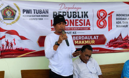 Sambut HUT ke-81 RI, PWI Tuban Bacakan Surat Terbuka untuk Presiden Prabowo soal Polemik Proyek Sekolah Rakyat