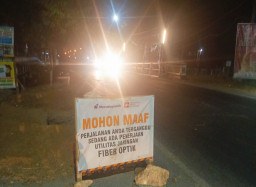 Lubang Galian Kabel Optik Jembatan Kidangan Blora Berbahaya, Hasil Rapat LLAJ Jangan Berhenti di Notulen