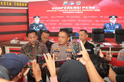 Honda Jazz “S I44 DI” Jadi Armada Transaksi, Polisi Bongkar Peredaran 53 Gram Sabu di Tuban