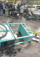 Alphard Tabrak Beruntun 11 Motor dan 3 Mobil di Menur Surabaya, 6 Orang Luka