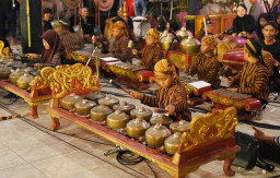 Rembangan Fest 2026 Tak Cuma Meriah, Seniman Cilik Disiapkan Jadi Penerus Budaya Rembang