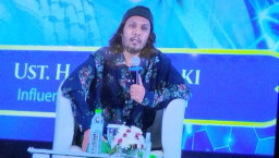 Tak Harus Kaya, Hanan Attaki Sentil Anak Muda: Wakaf Bisa Jadi Cara Tinggalkan Legasi