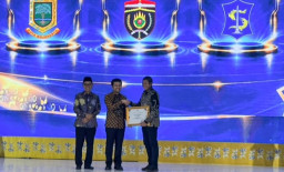 Surabaya Borong Empat Penghargaan Ekonomi Syariah Jatim 2026, 6.139 UMKM Sudah Bersertifikat Halal