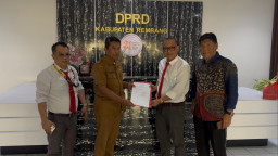 Diduga Kangkangi Istri Kades, Oknum DPRD Rembang Akhirnya Masuk Laporan BK 