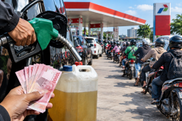 Makassar Diguncang Masalah BBM, Pertalite Eceran Tembus Rp35 Ribu