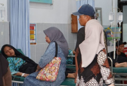Polisi Telusuri Sumber Keracunan MBG di SMPN 1 Kabuh Jombang
