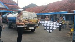 Bantuan Air Bersih Satlantas Polres Blora Berlanjut, Hari Ini 4 Tangki Dikirim ke Pelem dan Tambahrejo