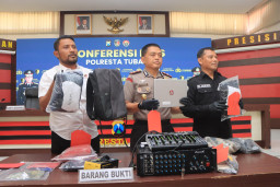 Candu Judi Online, Dua Pemuda Tuban Nekat Bobol 13 Sekolah