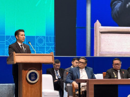 Emil Dardak Jadi Lulusan Terbaik ITB, 728 Insinyur Baru Resmi Dilantik 