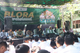 Gus Arief Cerita Perjalanan dari Desa hingga Jadi Bupati Blora, Siswa SMPN 2 Diminta Jangan Takut Bermimpi