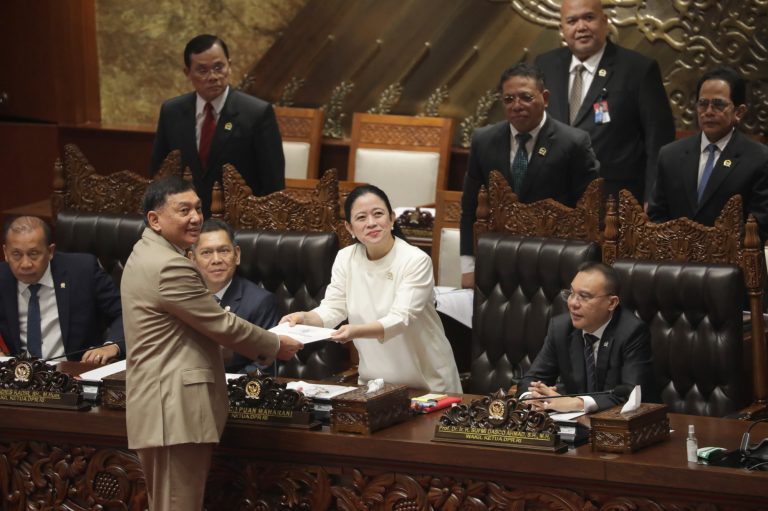 RUU TNI Disahkan, Ini 4 Pasal yang Dinilai Kontroversial