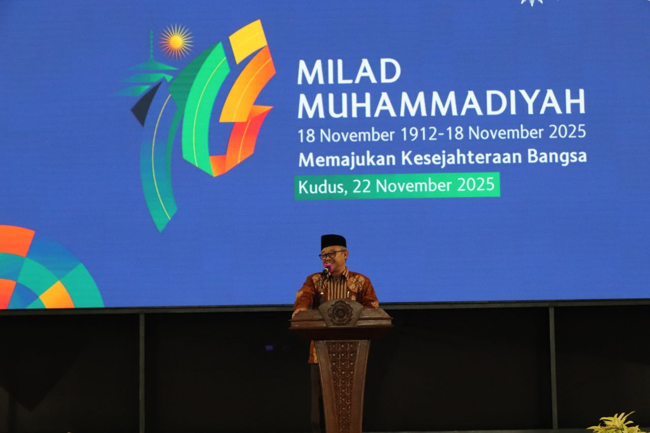 Mendikdasmen Beri Pesan saat Menghadiri Milad Muhammadiyah di Kudus