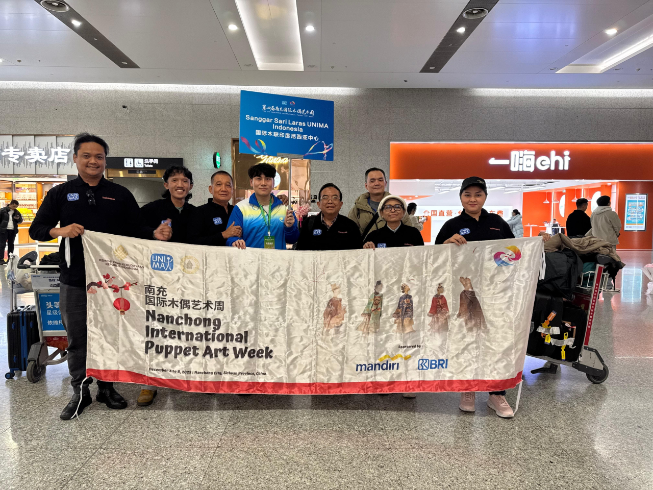 Menggenggam Tradisi, Menembus Batas: Cerita Igo, Dalang 24 Tahun dari Blora