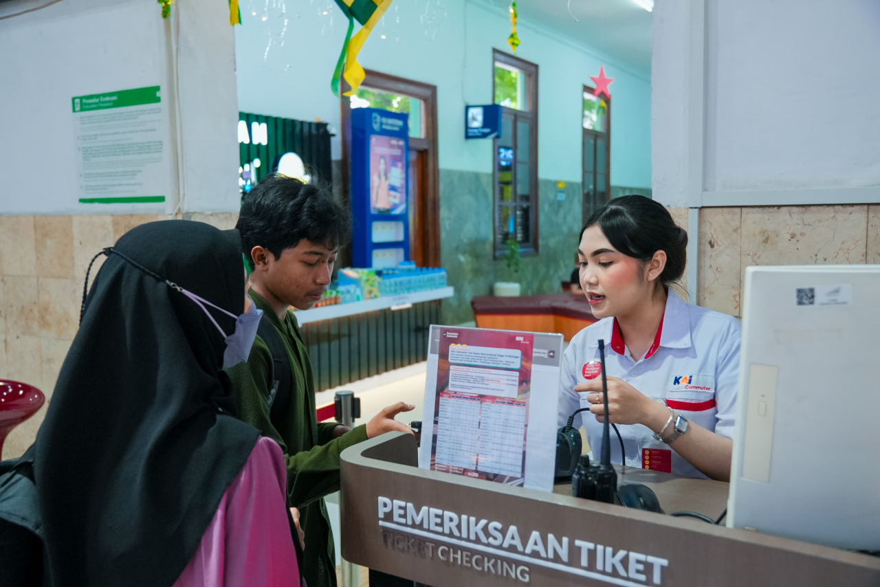 Momen Lebaran 1447 H, Volume Commuter Line Wilayah 8 Surabaya Tembus 652.692 Pengguna