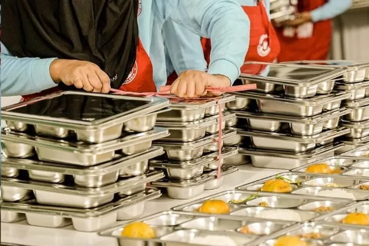 Wali Murid Cemas, Roti Gulung Menu MBG di Palang Tuban Ditemukan Berbelatung