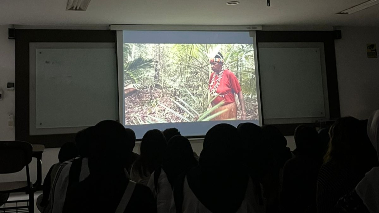 ITS Gelar Nobar Film Pesta Babi, Ajak Mahasiswa Belajar Konstruktif dan Berpikir Kritis