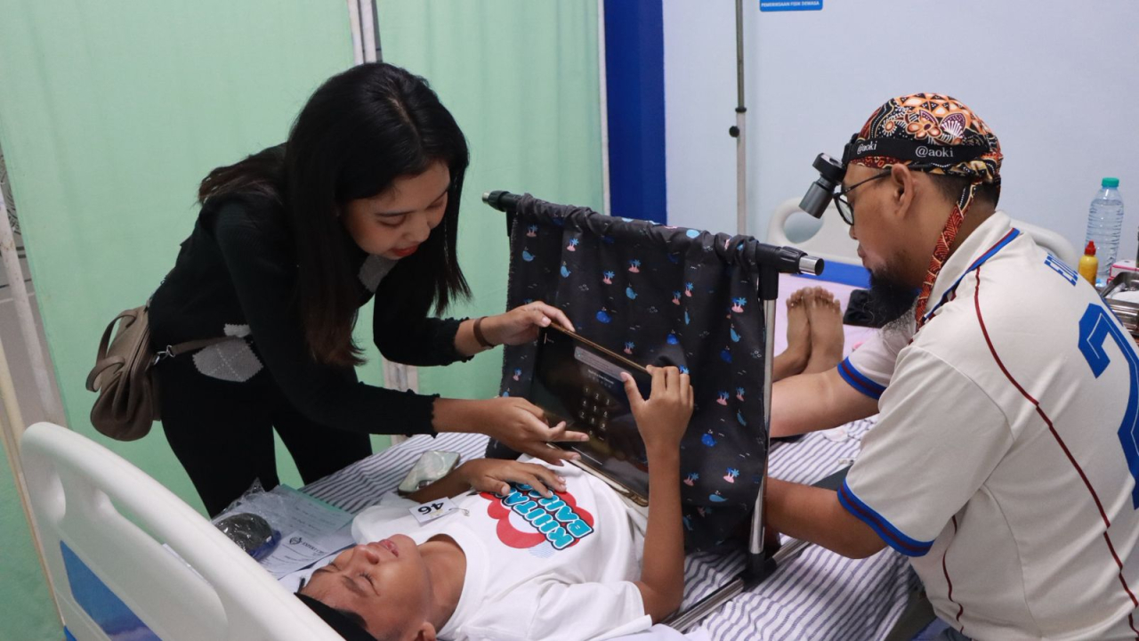 Rangkaian Dies Natalis ke-45, Unitomo Surabaya Khitan 140 Anak Gratis