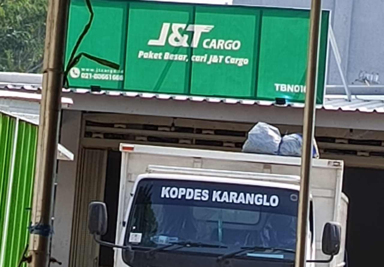 Heboh Truk Kopdes Merah Putih Karanglo Tuban Jadi Angkutan Barang di Tengah Koperasi Belum Beroperasi