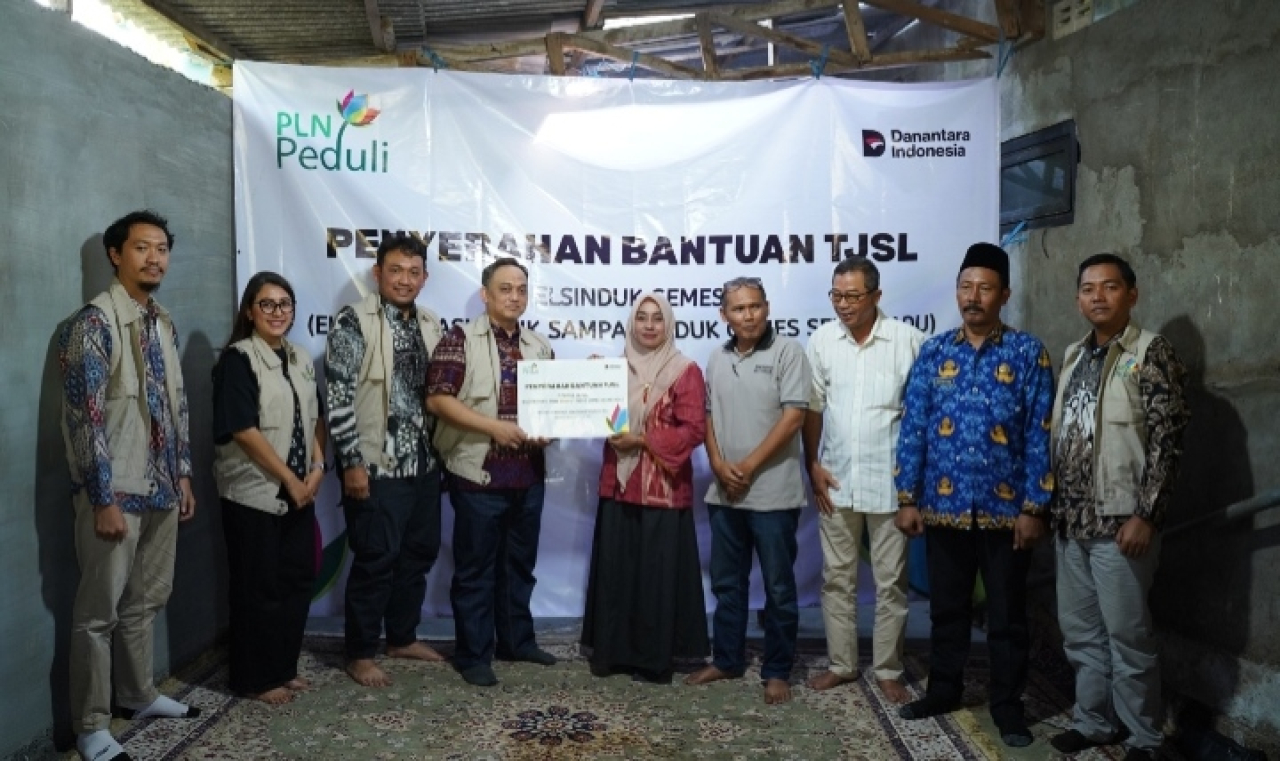 PLN Dorong Ekonomi Sirkular di Gresik Melalui Program Bank Sampah ELSINDUK GEMES