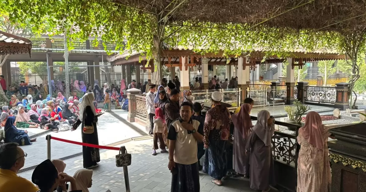 Selama Muktamar NU, Tebuireng Buka Ziarah Makam Gus Dur dan KH Hasyim Asy’ari 24 Jam