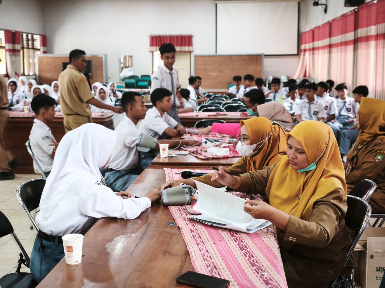 Diduga Keracunan, 104 Siswa SMAN 1 Tunjungan Blora Jatuh Sakit Usai Santap MBG