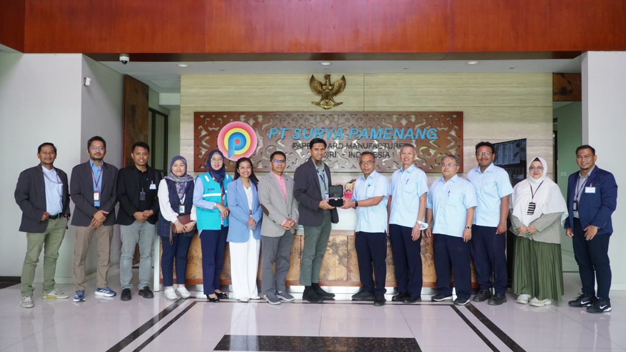 Wujudkan Customer Intimacy, PLN UIT JBM Pastikan Pasokan Listrik PT Surya Pamenang dan PT Surya Zigzag Aman